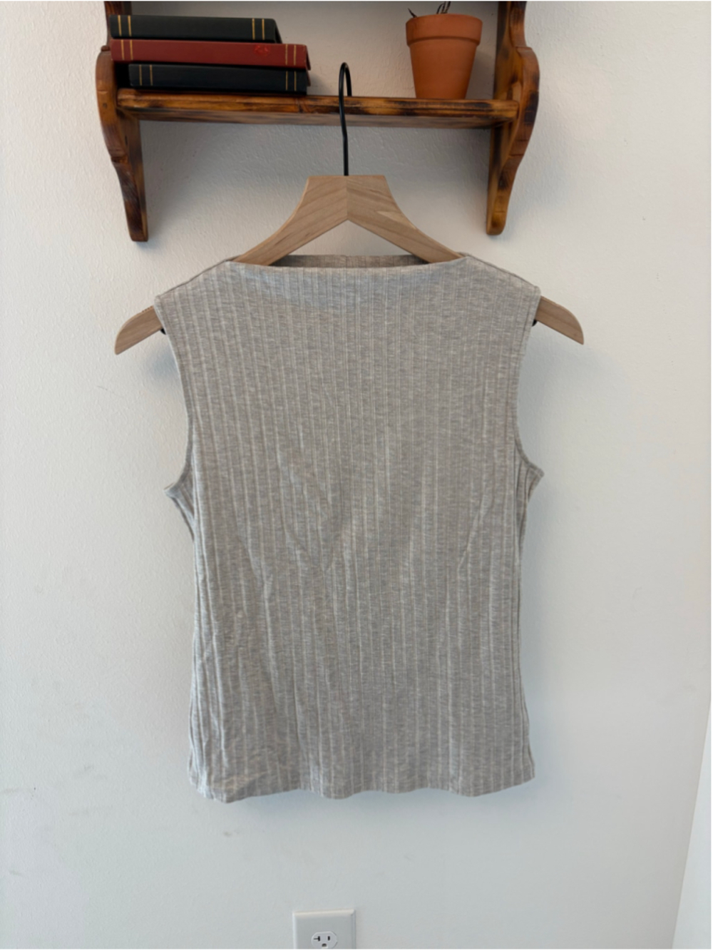Banana Republic Factory Ribbed Split Neck Sleeveless Top Gray XS